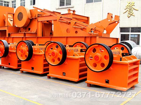 采石場(chǎng)破碎機(jī)