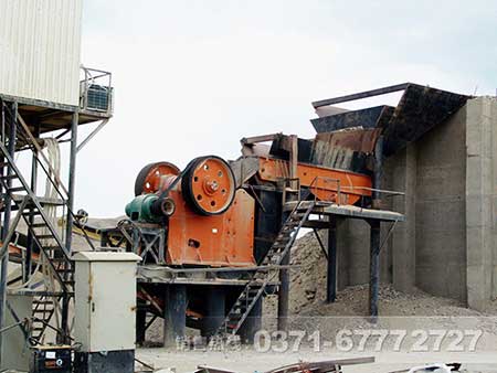 時產(chǎn)600噸巖石破碎生產(chǎn)線，用到哪破碎機？