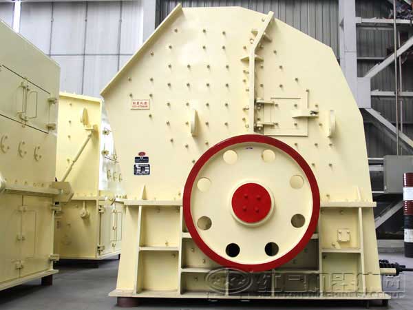 反擊式破碎機和錘式破碎機對比