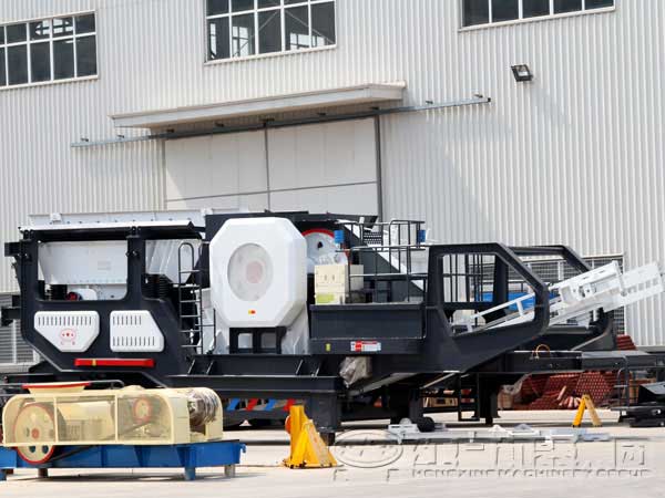 輪胎顎破移動破碎機