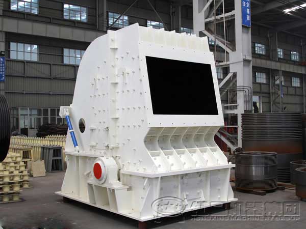 粒型優(yōu)異的重型破碎機