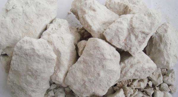 高嶺土磨粉機(jī)多少錢一臺