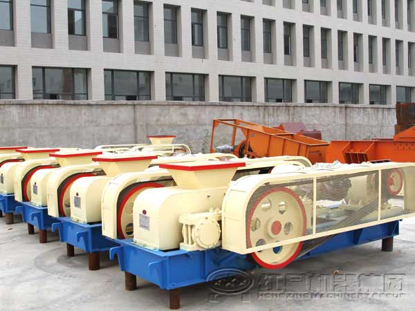 對(duì)輥制砂機(jī)