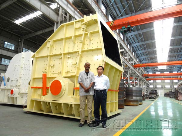 反擊破碎機型號