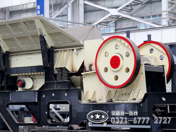 鄂式車載移動破碎機