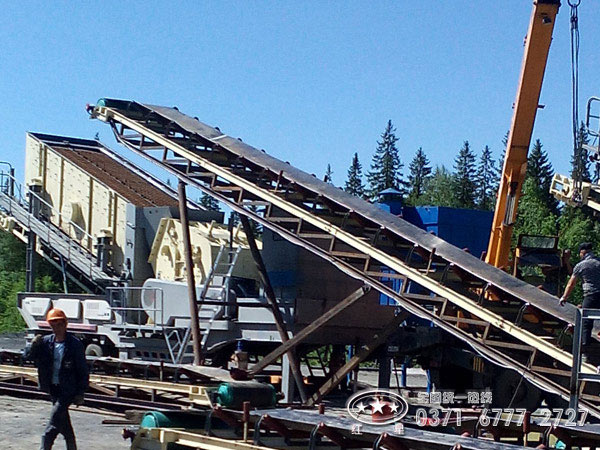 建筑垃圾回收利用—可選輪胎式移動破碎站