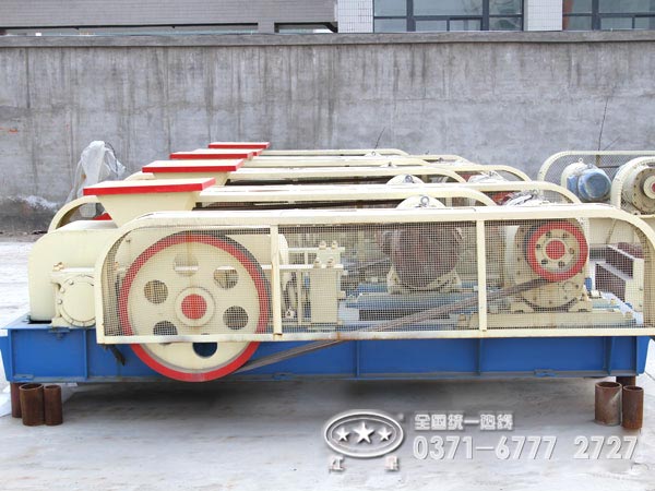 對輥式破碎機(jī)