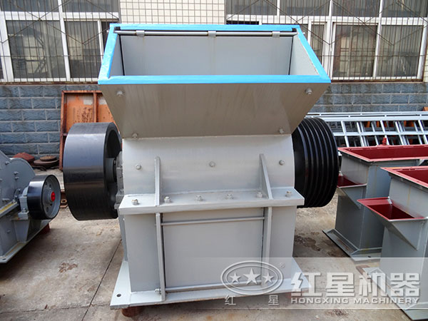 反擊錘式破碎機(jī)