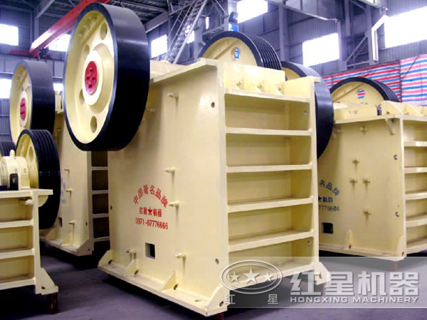 鄂式破碎機(jī)