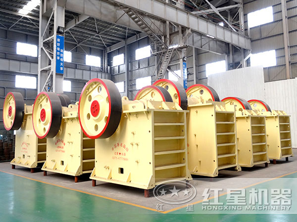 巖石顎式粉碎機多少錢一臺？