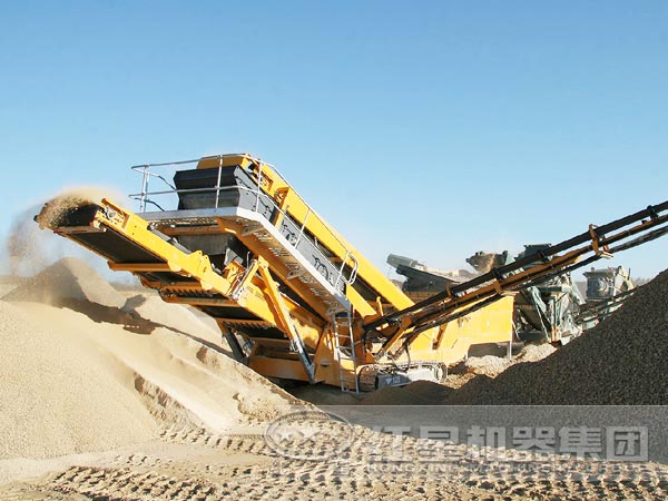 履帶移動(dòng)式破碎站