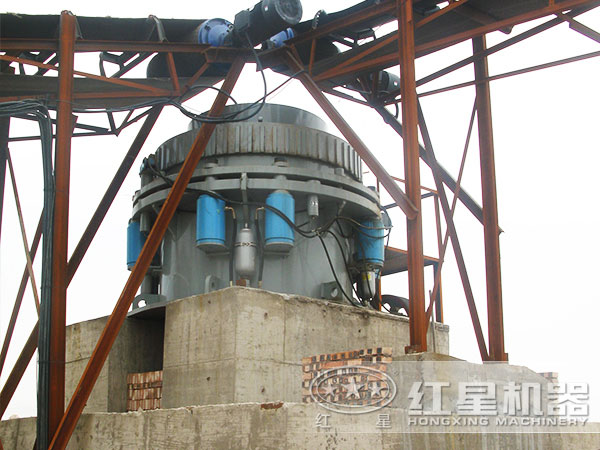 多缸液壓圓錐破碎機—破碎行業(yè)中的利劍