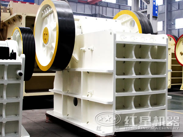 優(yōu)質(zhì)顎式破碎機(jī)