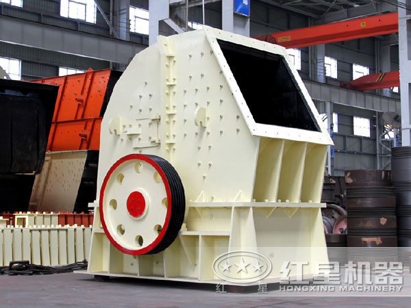 礦用重錘式破碎機(jī)為選礦行業(yè)添磚加瓦