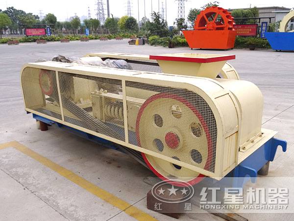 對(duì)輥式破碎機(jī)如何選購(gòu)