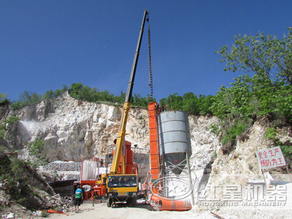 環(huán)保磨粉現(xiàn)場