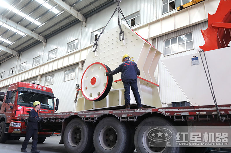 脆性物料的天敵—錘式破碎機(jī)