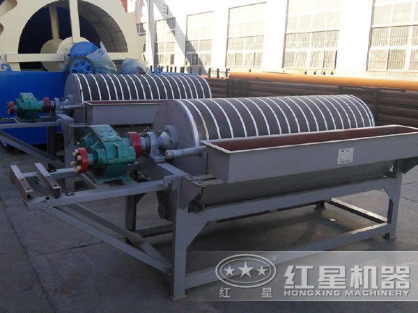 錳礦強(qiáng)磁選機(jī)