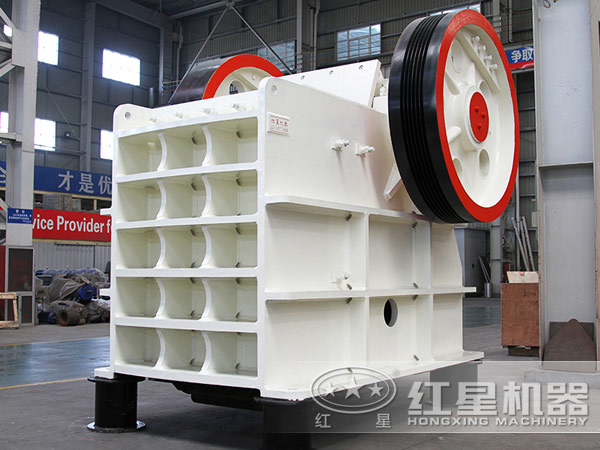 高產(chǎn)顎式破碎機