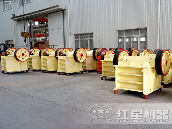 高產(chǎn)顎式破碎機