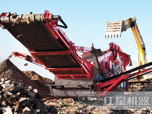 “環(huán)保大戰(zhàn)”繼續(xù)上演，看流動式建筑垃圾粉碎機“破”出重圍