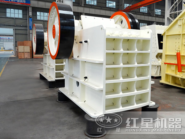 石頭顎式破碎機(jī)