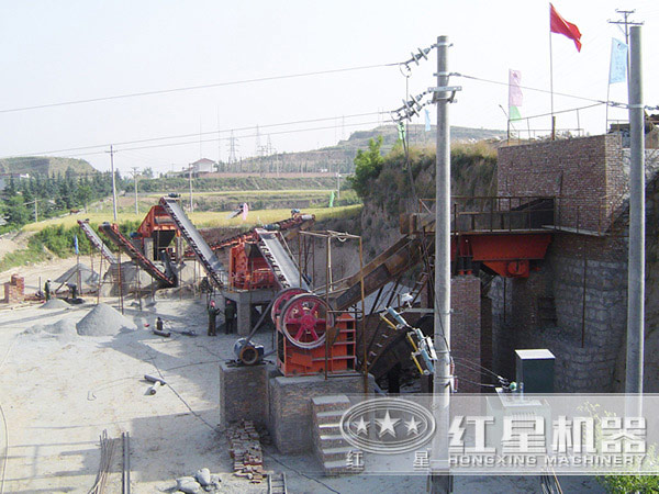 500x750顎式破碎機(jī)固定式配置