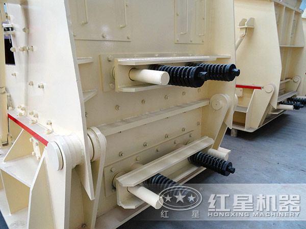 反擊式破碎機(jī)細(xì)節(jié)