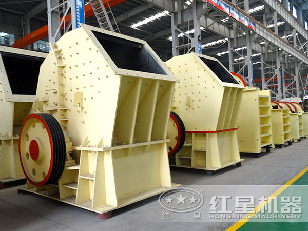 可逆反擊錘式破碎機的性能特點