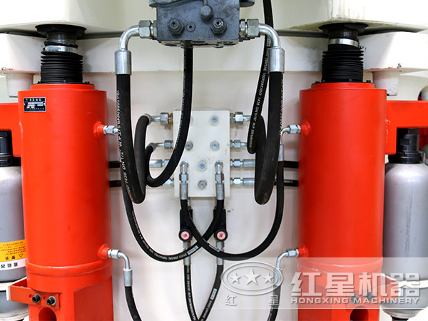 圓錐破碎機(jī)液壓保護(hù)裝置