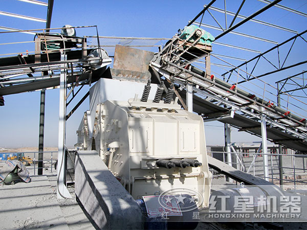 PF1007反擊破生產(chǎn)現(xiàn)場