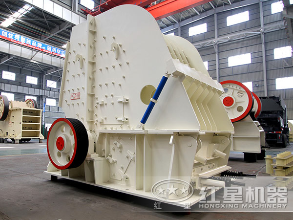 1320反擊破車(chē)間