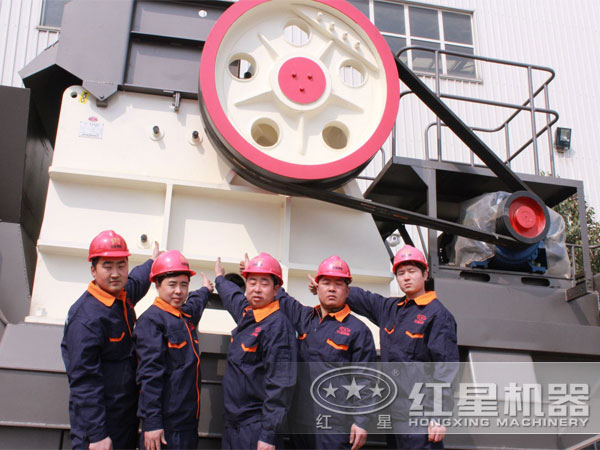 時產(chǎn)100-200噸石頭子破碎機