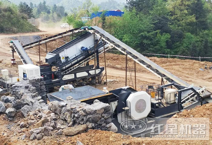 小型破碎花崗石機器可自由組合作業(yè)