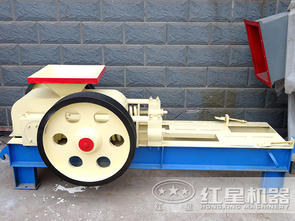 雙齒輥式破碎機(jī)