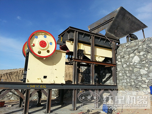 時(shí)產(chǎn)200噸青石顎式破碎機(jī)-轉(zhuǎn)型升級，掀起“環(huán)保礦山”新風(fēng)尚