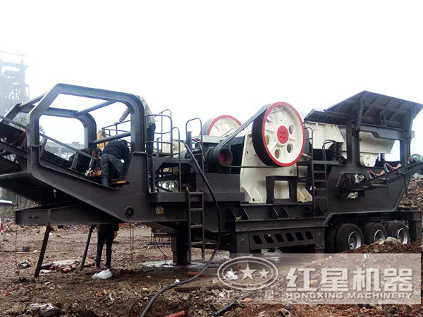 時產(chǎn)100噸以上煤矸石移動顎式碎石機-履帶式（輪胎式）經(jīng)濟可靠