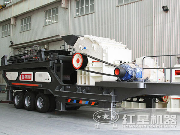 時產(chǎn)40-400噸輪胎式移動渣土石料粉碎機-搭配鋼筋拆除裝置