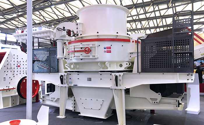 四海八荒，為你而來-紅星時產(chǎn)100噸石子制砂整形機(jī)亮相上海寶馬展