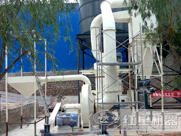 石灰石粉磨設(shè)備多少錢一臺/石灰石磨粉機價格貴不貴？