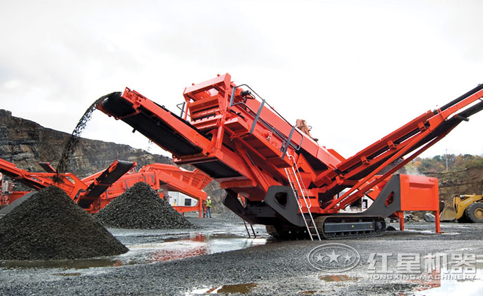 篩沙機(jī)器哪種好？履帶式移動(dòng)篩沙機(jī)油電兩用，脫穎而出