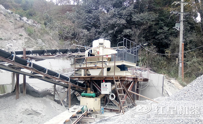 沖擊制沙機(jī)一小時能生產(chǎn)多少噸沙，成料質(zhì)量如何？