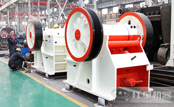 時產(chǎn)250噸碎石機多少錢一臺