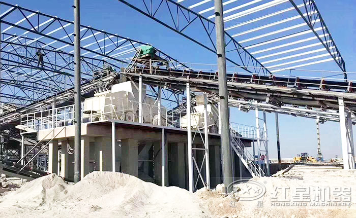 時產(chǎn)300噸的石料破碎生產(chǎn)線怎么配置