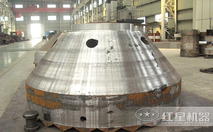 多缸液壓圓錐破