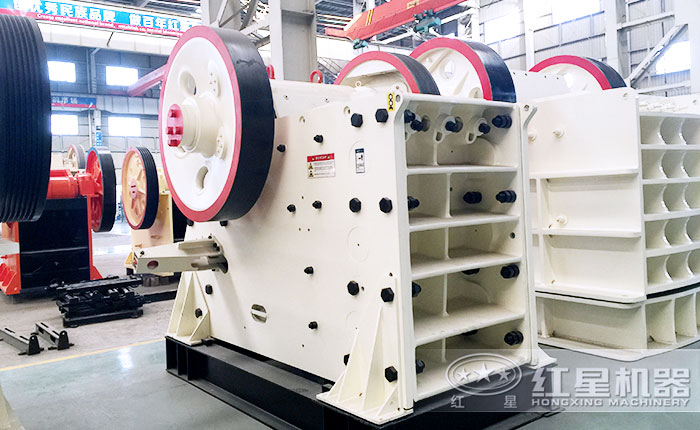 歐版顎式破碎機(jī)