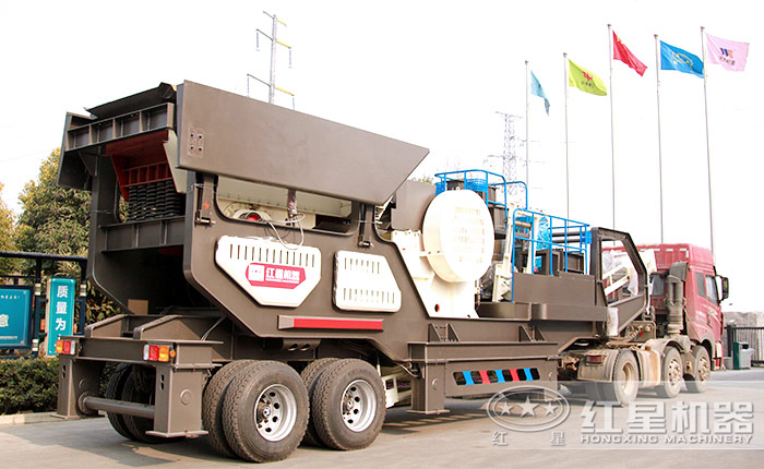 大型移動(dòng)青石石頭磕石機(jī)-日產(chǎn)5000噸那是小菜一碟！