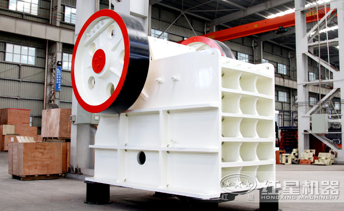 顎式破碎機(jī)生產(chǎn)車間