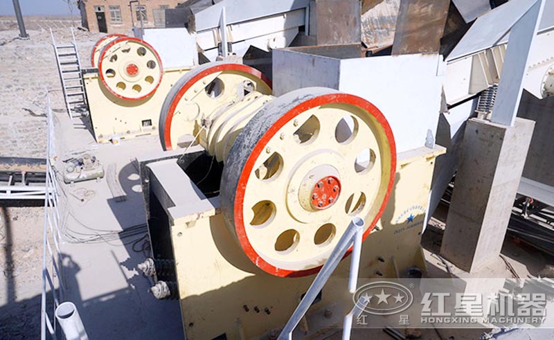 石灰石破碎生產(chǎn)線一套配置下來需要多少錢