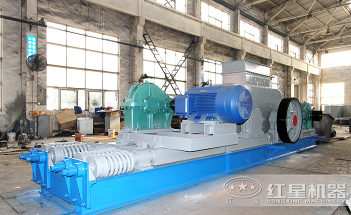 強(qiáng)力輥式破碎機(jī)